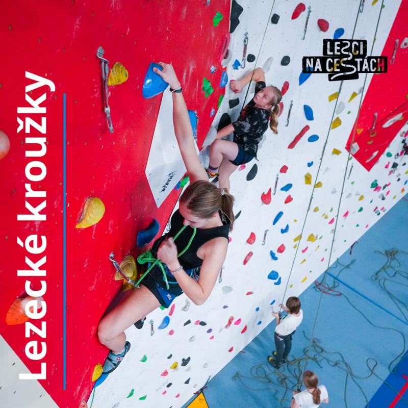 Dětské lezení a pohybové kroužky ve sportovní hale Kbely